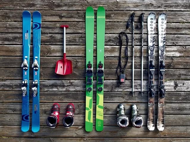Meilleures lunettes de ski : Guide d'achat complet